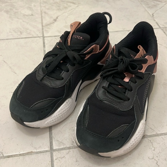 Women’s Puma RS-X Trophy 'Black Rose Gold' Shoes - Picture 3 of 8